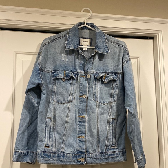 Jean jacket - Picture 1 of 2